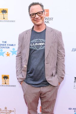 Amerikalı film ve sahne oyuncusu Joshua Malina, 14 Haziran 2025 'te CBS Radford Stüdyo Merkezi' nde düzenlenen 13. Geleneksel Ed Asner ve Arkadaşları Poker Turnuvası 'na katıldı..