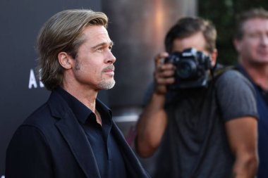 'F1:' The Movie 'İlk Tepkiler: Brad Pitt' in Yarış Efsanesi 'Old School Summer Blockbuster' Bu Çok İyi. HOLYWOOD, LOS ANGELES, CALIFORNIA, ABD - 18 Eylül: Amerikalı aktör ve yapımcı Brad Pitt             