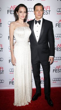 'The Movie' İlk Tepkiler: Brad Pitt 'in Yarış Efsanesi Bir' Eski Okul Yaz Blockbuster 'Bu Çok İyi. HOLYWOOD, LOS ANGELES, CALIFORNIA, ABD - Kasım 05: Angelina Jolie ve Brad Pitt 