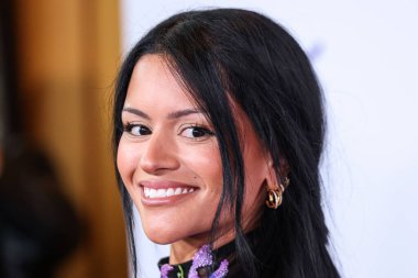 Amerikalı aktris Gigi Zumbado, 18 Haziran 2025 'te Amerika Yönetmenler Birliği' ndeki DGA Tiyatrosu Kompleksi 'nde düzenlenen Los Angeles Magenta Light Studios' un galasına geldi..