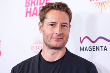 Amerikalı aktör, yapımcı, yönetmen ve yazar Justin Hartley, 18 Haziran 2025 'te Los Angeles, Kaliforniya' da bulunan The Directors Guild of America 'daki DGA Theater Complex' te düzenlenen Magenta Light Studios 'un' Bride Hard 'filminin Los Angeles galasına geldi.