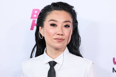 Amerikalı aktris ve komedyen Sherry Cola, 18 Haziran 2025 'te Amerika Yönetmenler Birliği' ndeki DGA Tiyatro Kompleksi 'nde düzenlenen Magenta Light Studios' un Los Angeles Premiere of Magenta Light Studios 'a geldi.. 