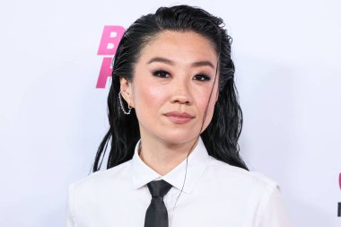 Amerikalı aktris ve komedyen Sherry Cola, 18 Haziran 2025 'te Amerika Yönetmenler Birliği' ndeki DGA Tiyatro Kompleksi 'nde düzenlenen Magenta Light Studios' un Los Angeles Premiere of Magenta Light Studios 'a geldi.. 