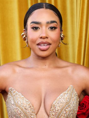 Amerikalı aktris, komedyen, müzisyen ve sosyal medya kişiliği B. Simone Greenfield, 20 Haziran 2025 'te Beverly Hilton Hotel' deki Wilshire Garden Meydanı 'nda düzenlenen 5.   