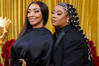 Amerikalı rapçi, aktris, yapımcı Da Brat (Shawntae Harris-Dupart) ve kız arkadaşı Jesseca Harris-Dupart, 20 Haziran 2025 'te The Beverly Hilton Hotel' deki Wilshire Garden Courtyard 'da düzenlenen 5.    