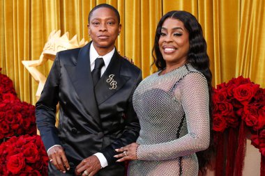 Amerikalı şarkıcı Jessica Betts ve Amerikalı aktris Niecy Nash-Betts, 20 Haziran 2025 'te Beverly Hilton Hotel' deki Wilshire Garden Avlusu 'nda düzenlenen 5. Geleneksel Hollywood Impact Ödülleri' ne geldiler.