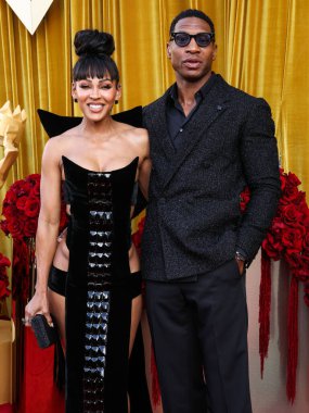 Amerikalı aktris, yapımcı, yönetmen Meagan Good ve kocası / Amerikalı aktör Jonathan Majors, 20 Haziran 2025 'te Beverly Hills, LA' deki Wilshire Garden Avlusu 'nda düzenlenen 5.