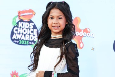 Hawaii 'li çocuk yıldız ve aktris Maia Kealoha 21 Haziran 2025' te Santa Monica, Los Angeles, Kaliforniya, ABD 'de düzenlenen 2025 Nickelodeon Çocuk Seçimi Ödülleri' ne (38. Nickelodeon Çocuk Seçimi Ödülleri) ulaştı..       
