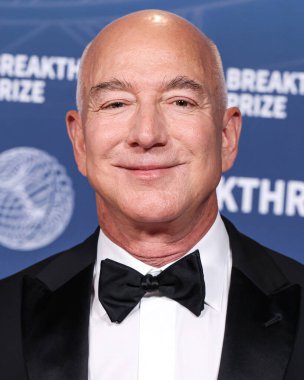 Amerikalı girişimci, iş adamı, Amazon Kurucusu ve İcra Başkanı Jeff Bezos, 5 Nisan 2025 'te Santa Monica, Los Angeles, Kaliforniya, ABD' de düzenlenen 11. Yıllık Dönüm Noktası Ödül Töreni 'ne geldi..