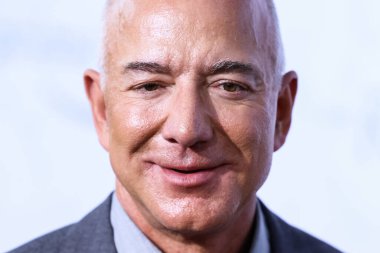 Jeff Bezos ve Lauren Sanchez evliler! Düğümü 27 Haziran 2025 Cuma günü İtalya 'nın Venedik kentindeki San Giorgio Maggiore adasında düzenlenen siyah kravat töreninde attılar. CULVER ŞEHRİ, LOS ANGELES, CALIFORNIA, ABD - 15 Ağustos: Amerikalı girişimci