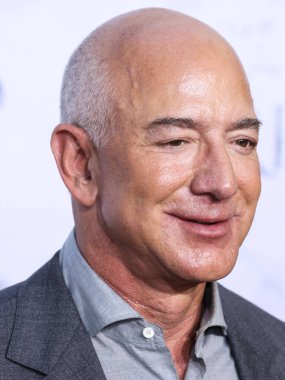 Jeff Bezos ve Lauren Sanchez evliler! Düğümü 27 Haziran 2025 Cuma günü İtalya 'nın Venedik kentindeki San Giorgio Maggiore adasında düzenlenen siyah kravat töreninde attılar. CULVER ŞEHRİ, LOS ANGELES, CALIFORNIA, ABD - 15 Ağustos: Amerikalı girişimci