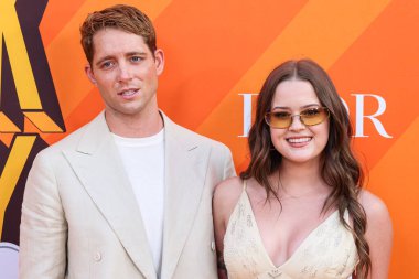 Dakota Brubaker ve kız arkadaşı / Amerikalı aktris, manken, sosyal medya etkileyicisi ve sanatçı Ava Phillippe (Ava Elizabeth Phillippe), Universal Studios Backlot 'ta düzenlenen Charlize Theron Africa Yardım Projesi (CTAOP) Blok Partisi 2025' e geldiler. 