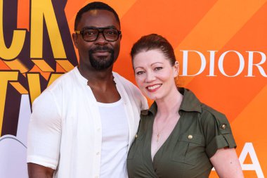 İngiliz-Nijeryalı aktör ve yönetmen David Oyelowo ve eşi Jessica Oyelowo, 28 Haziran 2025 'te Universal City, Los Angeles, ABD' de düzenlenen Charlize Theron Afrika Sosyal Yardım Projesi (CTAOP) Blok Partisi 2025 'e geldiler.