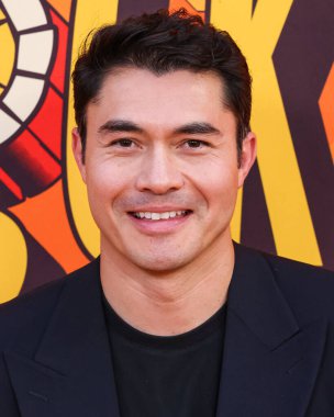 İngiliz aktör, yapımcı ve eski seyahat muhabiri Henry Golding, 28 Haziran 2025 'te Universal City, Los Angeles, Kaliforniya' da gerçekleştirilen Charlize Theron Africa Yardım Projesine (CTAOP) geldi.     