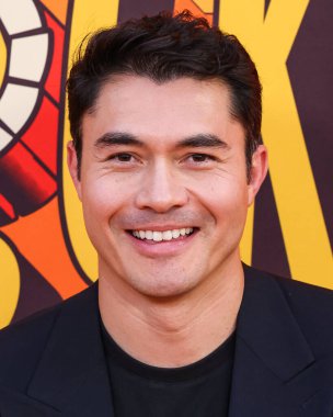 İngiliz aktör, yapımcı ve eski seyahat muhabiri Henry Golding, 28 Haziran 2025 'te Universal City, Los Angeles, Kaliforniya' da gerçekleştirilen Charlize Theron Africa Yardım Projesine (CTAOP) geldi.     