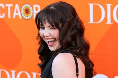 Amerikalı aktris Samantha Hanratty (Sammi Hanratty) 28 Haziran 2025 'te Universal City, Los Angeles, Kaliforniya, ABD' de düzenlenen Charlize Theron Africa Yardım Projesi 'ne (CTAOP) geldi.. 