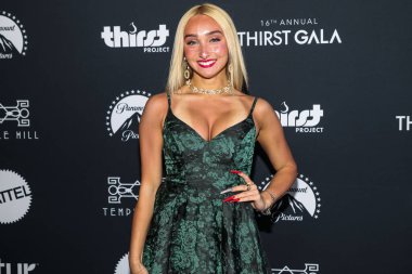 McKenzi Brooke, 28 Haziran 2025 'te ABD' nin Kaliforniya eyaletinin Los Angeles şehrinde bulunan Beverly Hills şehrinde bulunan SLS Hotel 'de düzenlenen 16..