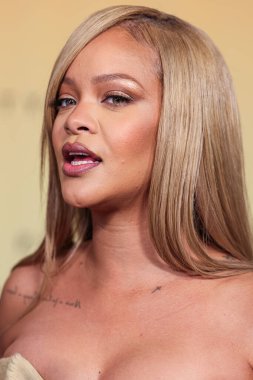  Rihanna geçen hafta sessizce müzik tarihi yazdı. Hafta sonu, plak şirketi ROC Nation tarafından Rihanna 'nın Spotify' da 50 milyar akışı geçtiği ortaya çıktı. LOS ANGELES, CALIFORNIA, ABD - 26 Nisan: Barbadoslu şarkıcı, oyuncu