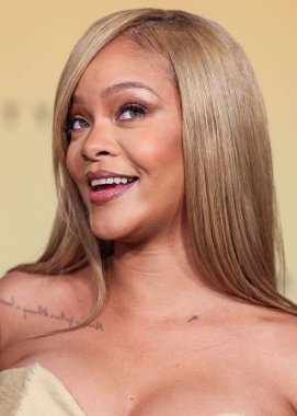  Rihanna geçen hafta sessizce müzik tarihi yazdı. Hafta sonu, plak şirketi ROC Nation tarafından Rihanna 'nın Spotify' da 50 milyar akışı geçtiği ortaya çıktı. LOS ANGELES, CALIFORNIA, ABD - 26 Nisan: Barbadoslu şarkıcı, oyuncu