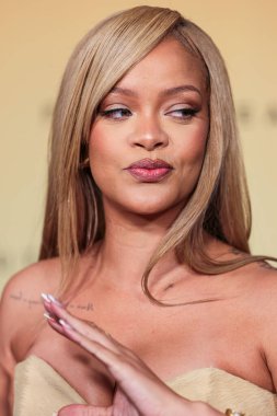  Rihanna geçen hafta sessizce müzik tarihi yazdı. Hafta sonu, plak şirketi ROC Nation tarafından Rihanna 'nın Spotify' da 50 milyar akışı geçtiği ortaya çıktı. LOS ANGELES, CALIFORNIA, ABD - 26 Nisan: Barbadoslu şarkıcı, oyuncu