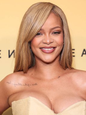  Rihanna geçen hafta sessizce müzik tarihi yazdı. Hafta sonu, plak şirketi ROC Nation tarafından Rihanna 'nın Spotify' da 50 milyar akışı geçtiği ortaya çıktı. LOS ANGELES, CALIFORNIA, ABD - 26 Nisan: Barbadoslu şarkıcı, oyuncu