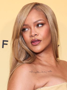  Rihanna geçen hafta sessizce müzik tarihi yazdı. Hafta sonu, plak şirketi ROC Nation tarafından Rihanna 'nın Spotify' da 50 milyar akışı geçtiği ortaya çıktı. LOS ANGELES, CALIFORNIA, ABD - 26 Nisan: Barbadoslu şarkıcı, oyuncu