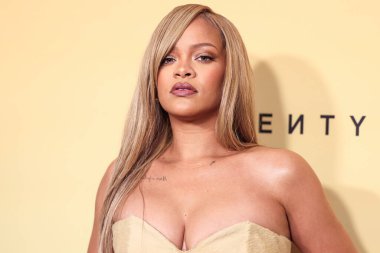  Rihanna geçen hafta sessizce müzik tarihi yazdı. Hafta sonu, plak şirketi ROC Nation tarafından Rihanna 'nın Spotify' da 50 milyar akışı geçtiği ortaya çıktı. LOS ANGELES, CALIFORNIA, ABD - 26 Nisan: Barbadoslu şarkıcı, oyuncu
