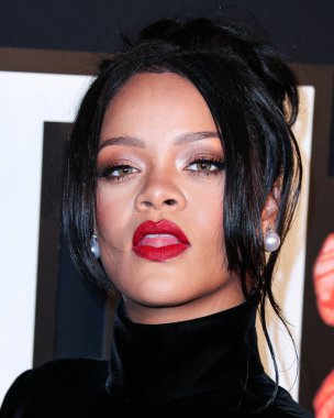Rihanna geçen hafta sessizce müzik tarihi yazdı. Hafta sonu, plak şirketi ROC Nation tarafından Rihanna 'nın Spotify' da 50 milyar akışı geçtiği ortaya çıktı. MANHATTAN, New York City, New York, ABD - 12 Eylül 2019