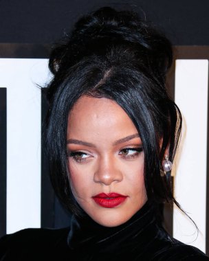 Rihanna geçen hafta sessizce müzik tarihi yazdı. Hafta sonu, plak şirketi ROC Nation tarafından Rihanna 'nın Spotify' da 50 milyar akışı geçtiği ortaya çıktı. MANHATTAN, New York City, New York, ABD - 12 Eylül 2019