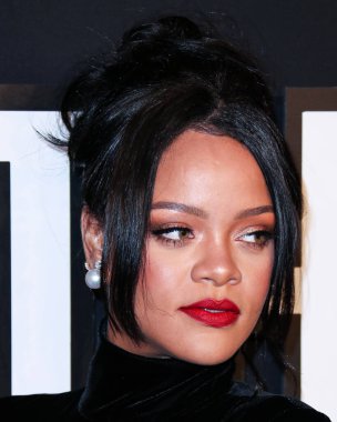 Rihanna geçen hafta sessizce müzik tarihi yazdı. Hafta sonu, plak şirketi ROC Nation tarafından Rihanna 'nın Spotify' da 50 milyar akışı geçtiği ortaya çıktı. MANHATTAN, New York City, New York, ABD - 12 Eylül 2019