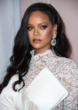 Rihanna geçen hafta sessizce müzik tarihi yazdı. Hafta sonu, plak şirketi ROC Nation tarafından Rihanna 'nın Spotify' da 50 milyar akışı geçtiği ortaya çıktı. MANHATTAN, New York Şehri, New York, ABD - 13 Eylül 2018: 