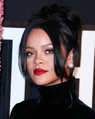 Rihanna geçen hafta sessizce müzik tarihi yazdı. Hafta sonu, plak şirketi ROC Nation tarafından Rihanna 'nın Spotify' da 50 milyar akışı geçtiği ortaya çıktı. MANHATTAN, New York City, New York, ABD - 12 Eylül: Barbadoslu şarkıcı Rihanna