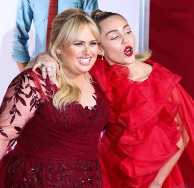 Miley Cyrus 2026 'da Hollywood Bulvarı' nda yıldız alacak. Miley Cyrus, Eugenio Derbez ve Richard Blade tarafından 2 Temmuz 2025 Çarşamba günü açıklanan 35 onur konuğu arasındaydı..