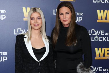 Sophia Hutchins 29 yaşında öldü. Caitlyn Jenner 'ın yakın arkadaşı ve menajeri Sophia Hutchins, 2 Temmuz 2025 Çarşamba günü Malibu, Kaliforniya' da bir ATV kazasında hayatını kaybetti..