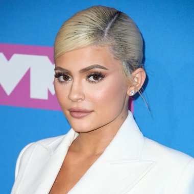 Kylie Jenner, 20 Ağustos 2018 tarihinde New York City, ABD 'de Radio City Music Hall' da MTV Video Müzik Ödülleri 'ne katılmıştır.