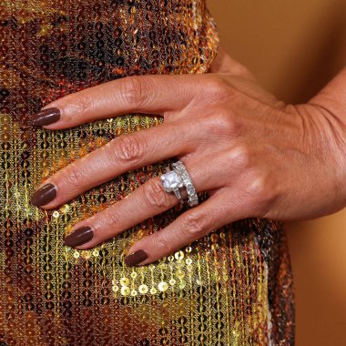 Amerikalı aktris ve eski model Maggie Q 'nun el detayları, 9 Temmuz 2025' te Culver Tiyatrosu 'nda düzenlenen Amazon Prime Video' nun 'Ballard' 1. sezonunun Los Angeles Premiere 'ine ulaştı..