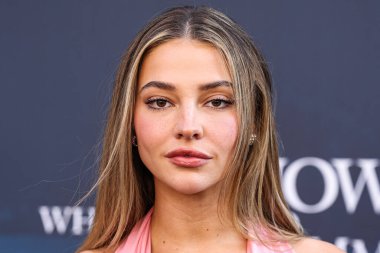 Amerikalı aktris ve model Madelyn Cline, 14 Temmuz 2025 'te Los Angeles, CA, ABD' de bulunan Kasa tarafından Broadway 'deki StILE Downtown Los Angeles' taki United Theater 'da düzenlenen 