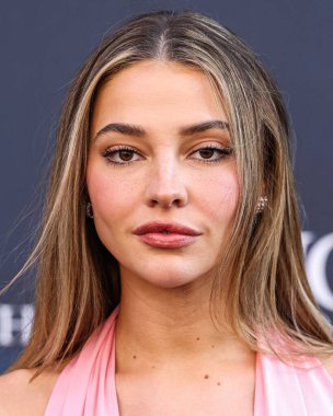 Amerikalı aktris ve model Madelyn Cline, 14 Temmuz 2025 'te Los Angeles, CA, ABD' de bulunan Kasa tarafından Broadway 'deki StILE Downtown Los Angeles' taki United Theater 'da düzenlenen 