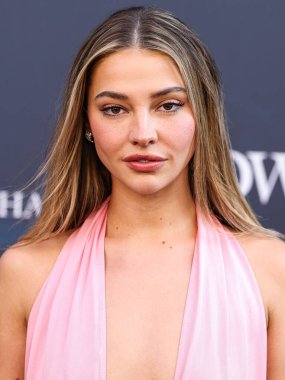 Amerikalı aktris ve model Madelyn Cline, 14 Temmuz 2025 'te Los Angeles, CA, ABD' de bulunan Kasa tarafından Broadway 'deki StILE Downtown Los Angeles' taki United Theater 'da düzenlenen 