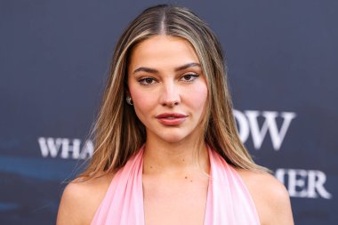 Amerikalı aktris ve model Madelyn Cline, 14 Temmuz 2025 'te Los Angeles, CA, ABD' de bulunan Kasa tarafından Broadway 'deki StILE Downtown Los Angeles' taki United Theater 'da düzenlenen 