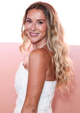 Amerikalı aktris, şarkıcı, piyanist Alexa PenaVega, Santa Monica Proper Hotel Calabra 'da 16 Temmuz 2025' te düzenlenen The Stars From The Networks Summer Movie Cireup 'ın yer aldığı Lifetime Summer Soiree Organizasyonu 2025' e geldi.