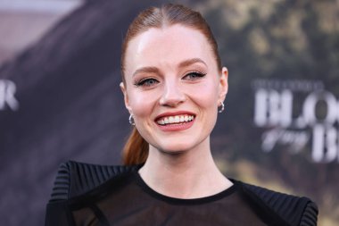 İngiliz aktris Harriet Slater, STARZ 'ın 