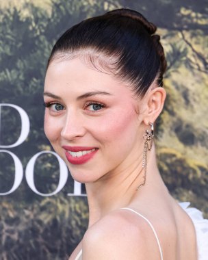 İngiliz aktris Hermione Corfield, STARZ 'ın 