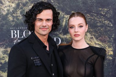 İskoç aktör Jamie Roy ve İngiliz aktris Harriet Slater, STARZ 'ın 