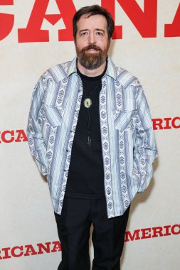 Tony Tost 3 Ağustos 2025 'te Hollywood, Los Angeles, Kaliforniya, ABD' de Hollywood Volume 'daki Desert 5 Spot, A Tribute Portfolio Hotel Los Angeles' ta düzenlenen Lionsgate 'in' Americana 'nın özel gösterimine geliyor.