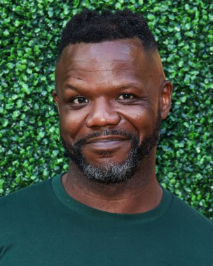 Amerikalı aktör Tory Devon Smith, Los Angeles Quiver Distribution 'ın 6 Ağustos 2025' te Kuzey Hollywood, Los Angeles, Kaliforniya, ABD 'deki The Garland Hotel' de gerçekleştirdiği 'Nükleer Bombanın Özel Gösterimi' ne geliyor.. 