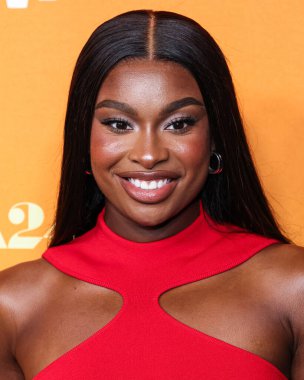 Amerikalı şarkıcı, söz yazarı ve Tarikat Gaia giyen aktris Coco Jones, 13 Ağustos 2025 'te AMMP' deki Ted Mann Tiyatrosu 'nda düzenlenen Los Angeles Orijinal Filmlerinin Özel Gösterimi ve A24' ün En Düşük 2 Gösterimi 'ne geldi..