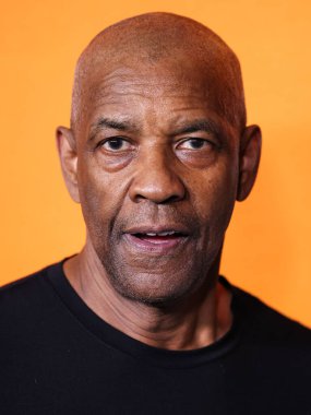 Amerikalı aktör, yönetmen ve yapımcı Denzel Washington, 13 Ağustos 2025 'te Miracle Mile, Los Angeles, CA, ABD' de bulunan Ted Mann Tiyatrosu 'nda düzenlenen Los Angeles Özel Elma Özgün Filmleri ve A24' ün En Düşük 2 Gösterimi 'ne geldi.