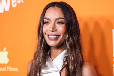Amerikalı aktris Ilfenesh Hadera, Los Angeles Özel Elma Özgün Filmleri Gösterimi 'ne 13 Ağustos 2025' te AMMP 'deki Ted Mann Tiyatrosu' nda düzenlenen A24 'ün En Düşük 2 Filmi' ne geldi..