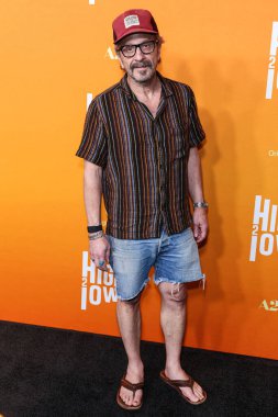 Marc Maron, Los Angeles Orijinal Filmlerinin Özel Gösterimi 'ne ve 13 Ağustos 2025' te Los Angeles, Kaliforniya 'daki Miracle Mile, Los Angeles' ta bulunan Sinema Akademisi 'ndeki Ted Mann Tiyatrosu' nda düzenlenen A24 'ün En Düşük 2 Gösterimi' ne geliyor.